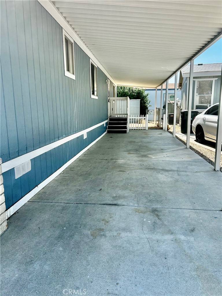 Hemet, CA 92543,220 ELK st #118