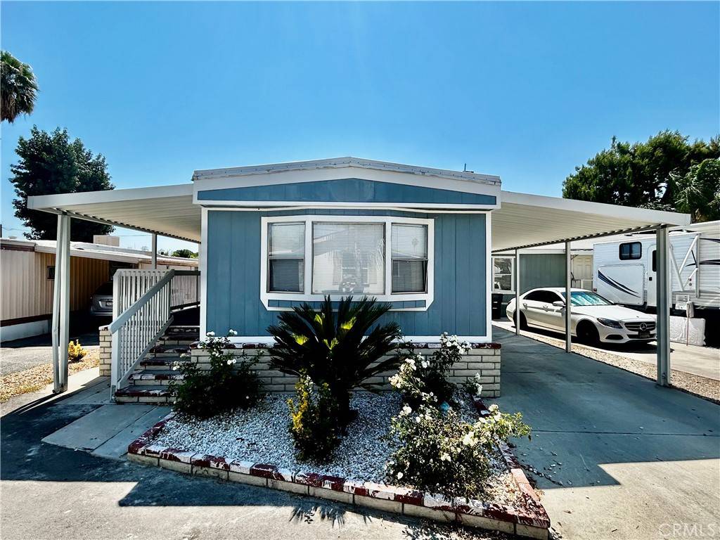 Hemet, CA 92543,220 ELK st #118