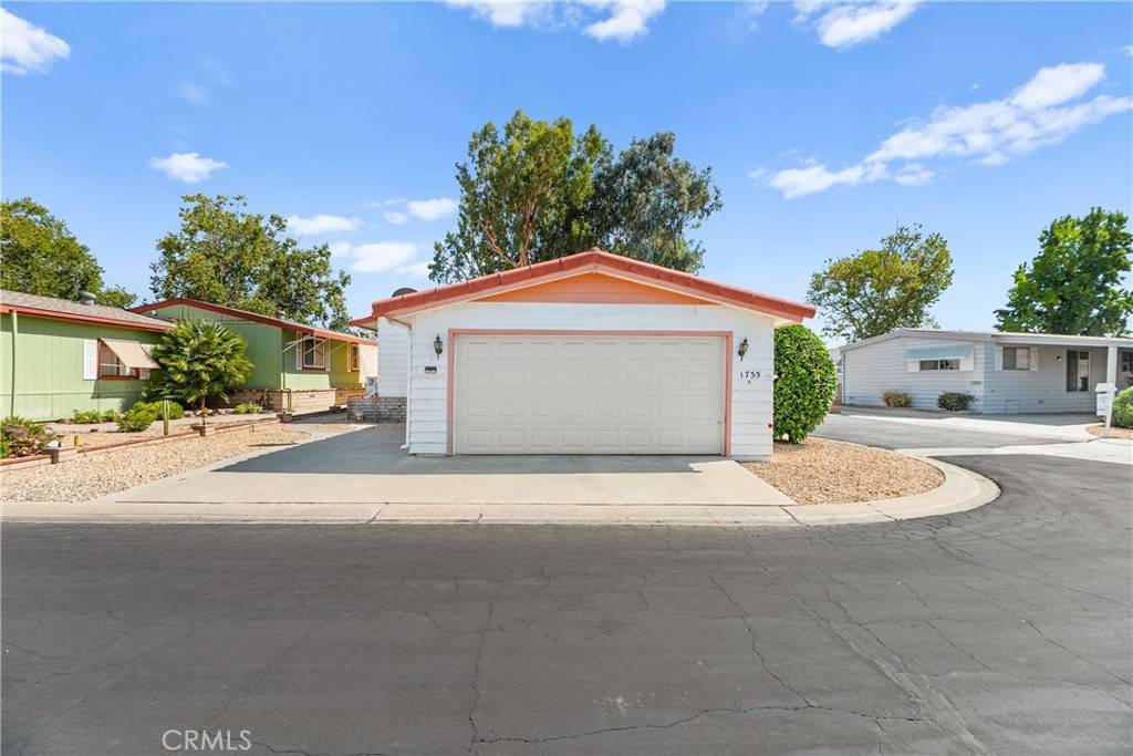 Hemet, CA 92545,1735 Mango WAY