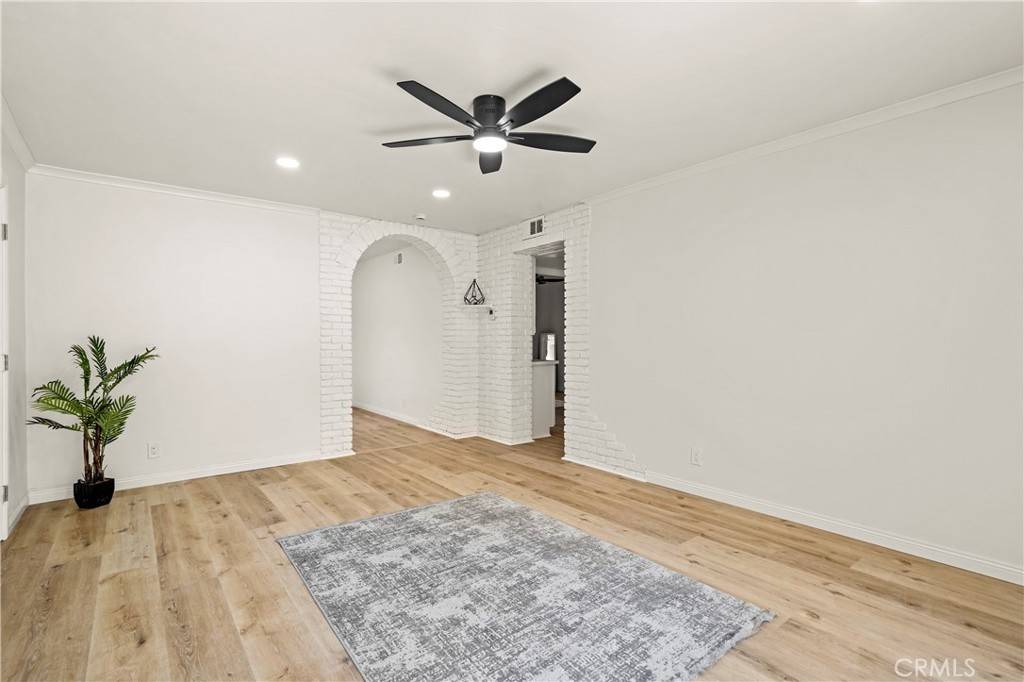 Lake Forest, CA 92630,23254 Orange AVE #7