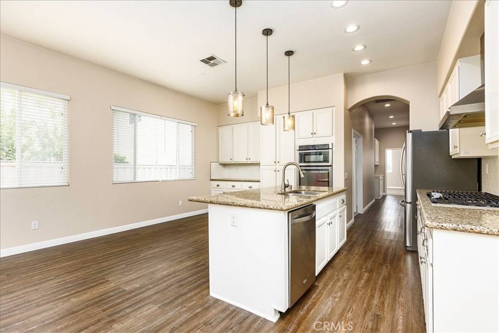 Murrieta, CA 92562,42819 Woody Knools Rd