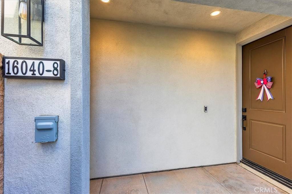Fontana, CA 92336,16040 Jamie LN #8