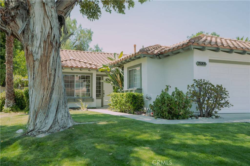 Murrieta, CA 92562,25205 Via Las Lomas
