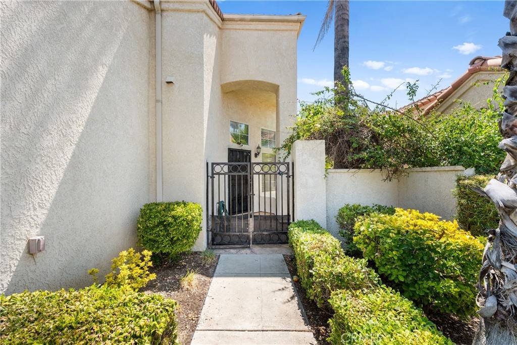 Murrieta, CA 92562,40376 Via Estrada