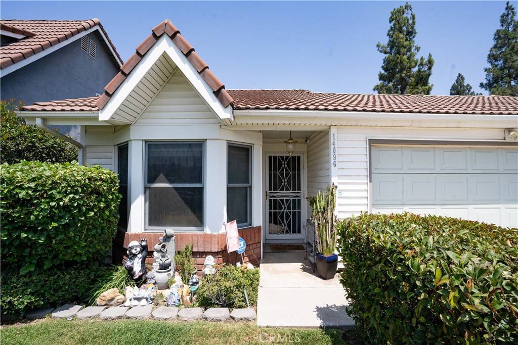 Fontana, CA 92337,14096 Hillcrest DR