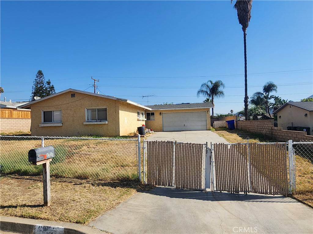 Jurupa Valley, CA 92509,6355 Jade ST