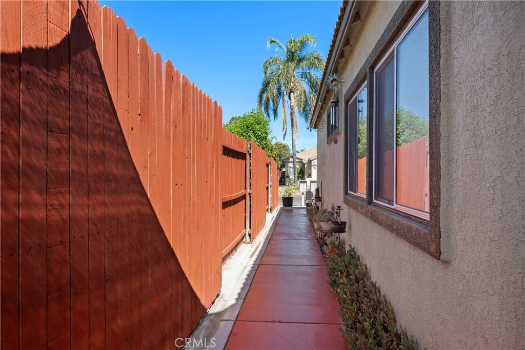 San Jacinto, CA 92583,680 Attenborough