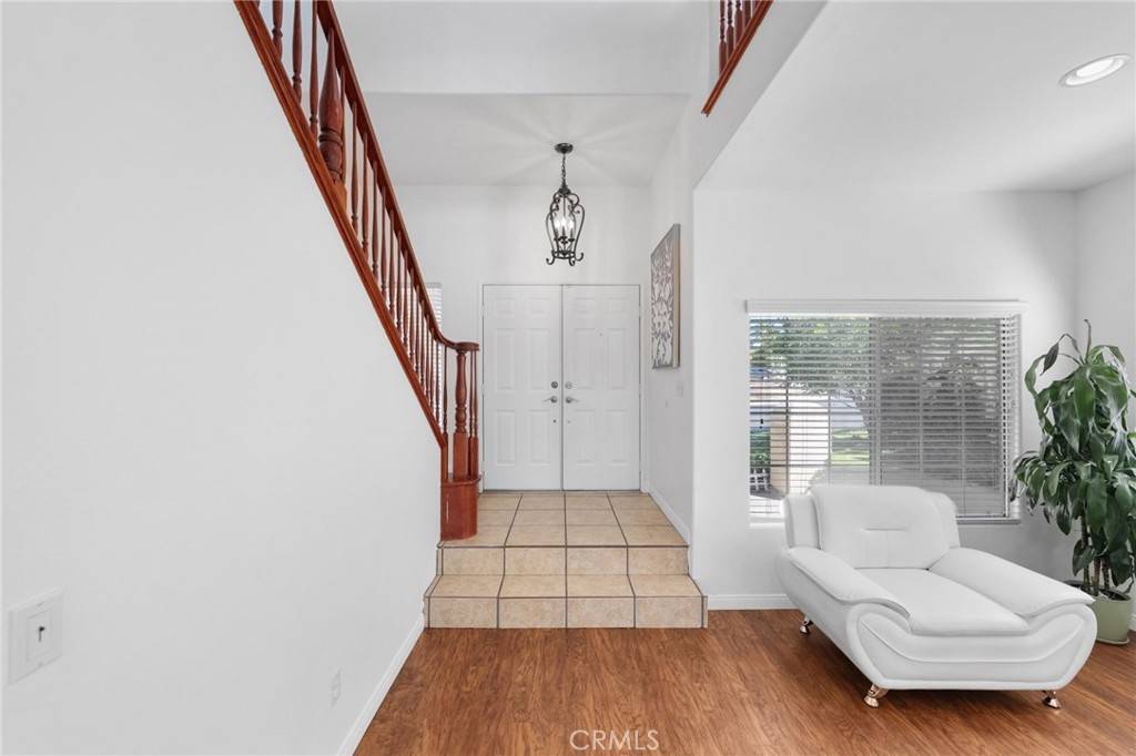 Temecula, CA 92592,44667 Pris LN