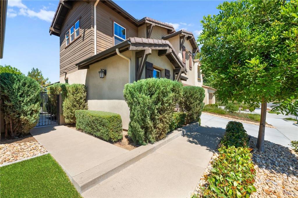 Murrieta, CA 92563,38301 Brookdale WAY