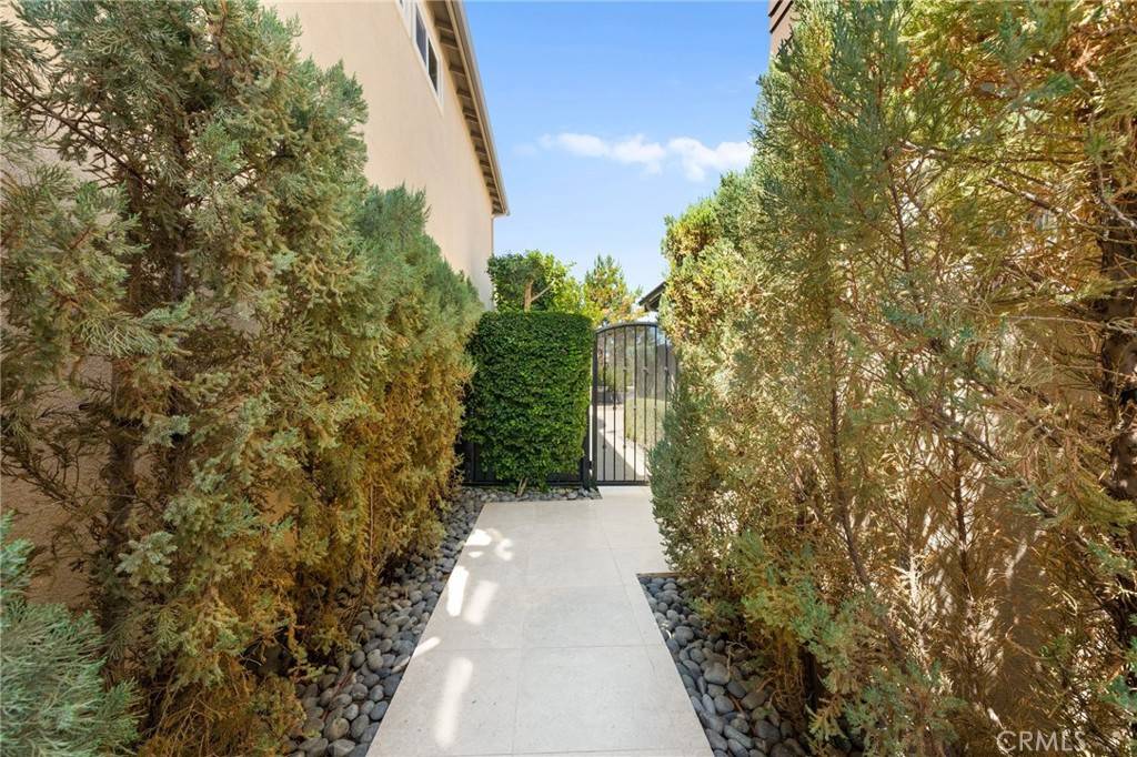 Murrieta, CA 92563,38301 Brookdale WAY