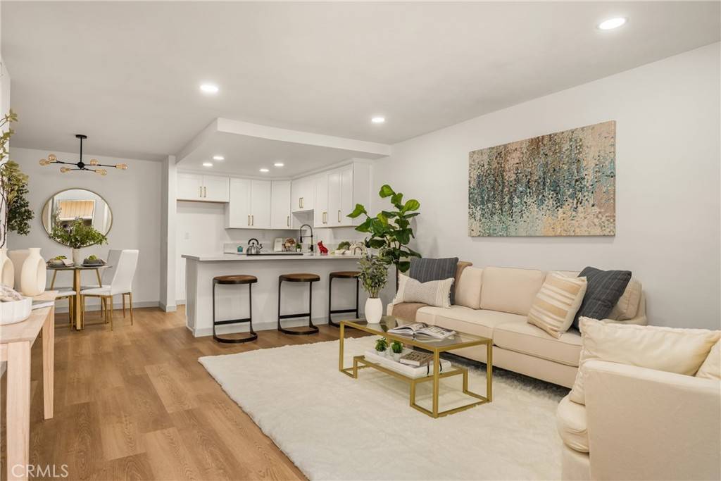 Fullerton, CA 92835,3010 Associated RD #122