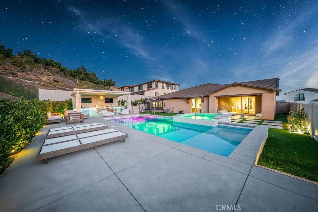 Escondido, CA 92027,2428 Monroe PL