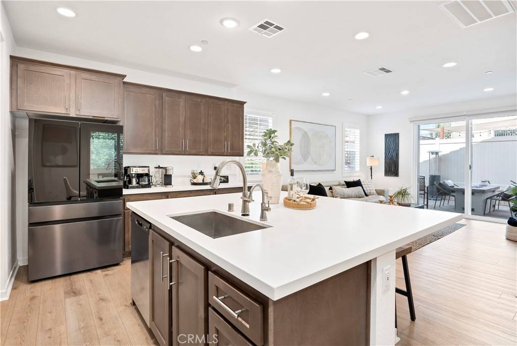 Temecula, CA 92591,32664 Brunello