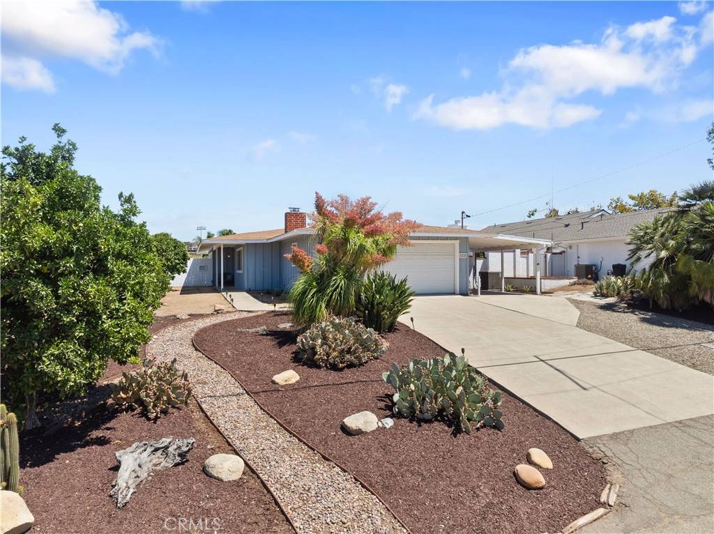 Fallbrook, CA 92028,2330 Morro RD
