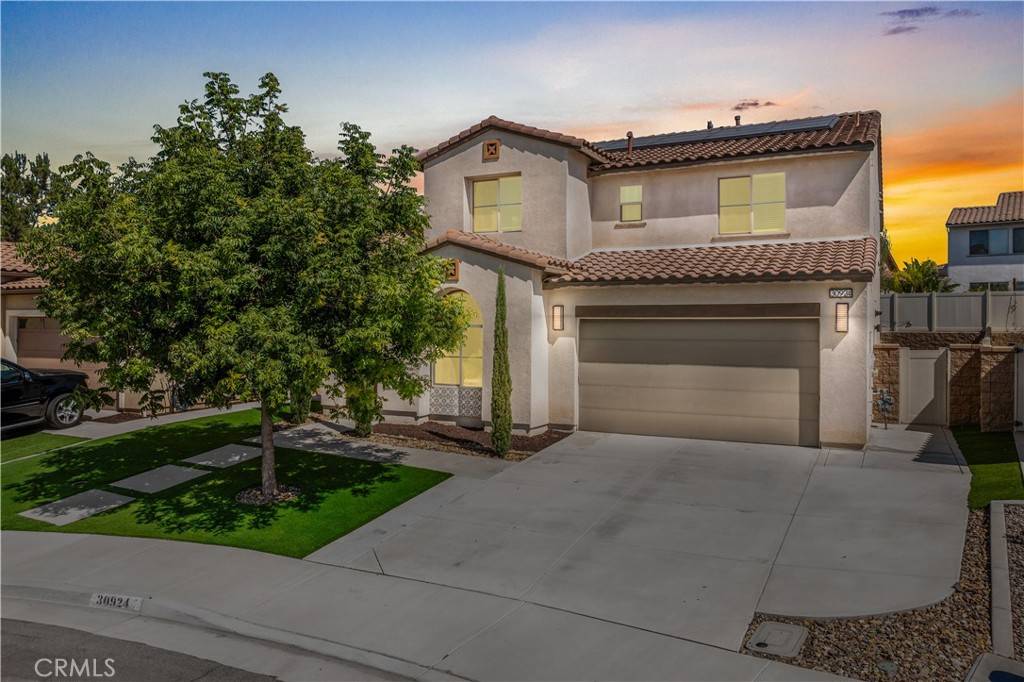 Murrieta, CA 92563,30924 Falling Star PL