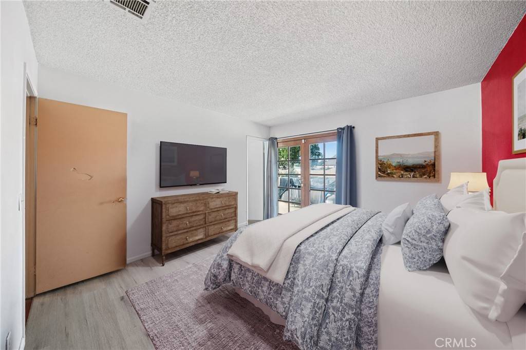 Ontario, CA 91761,2858 S Peach Tree PL