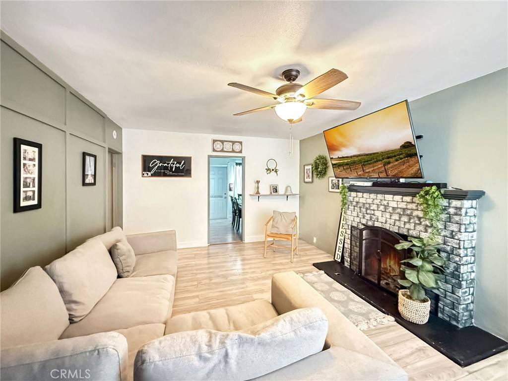 Hemet, CA 92543,242 S Buena Vista ST