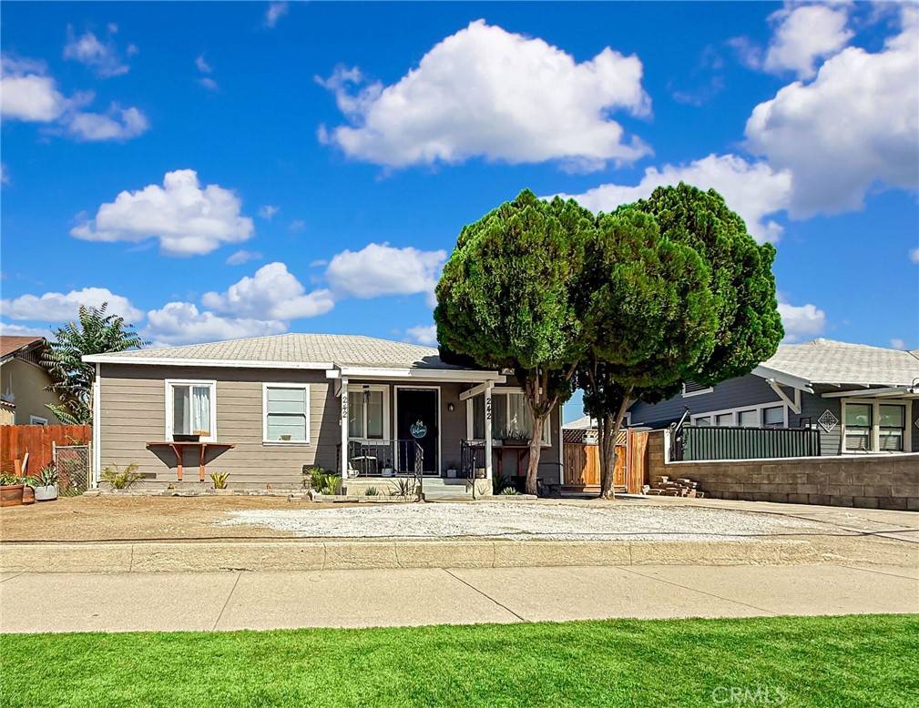 Hemet, CA 92543,242 S Buena Vista ST