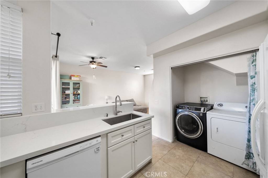 Murrieta, CA 92563,39224 Anchor Bay #C