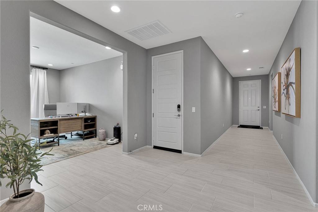 Victorville, CA 92392,11576 Gayneswood ST