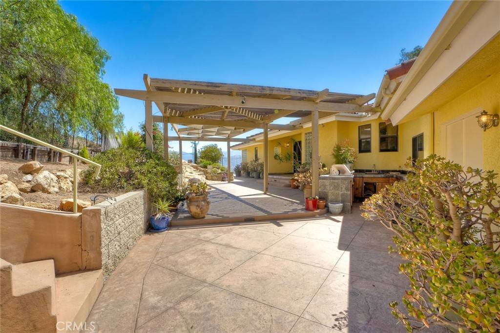 Fallbrook, CA 92028,4408 Brodea LN