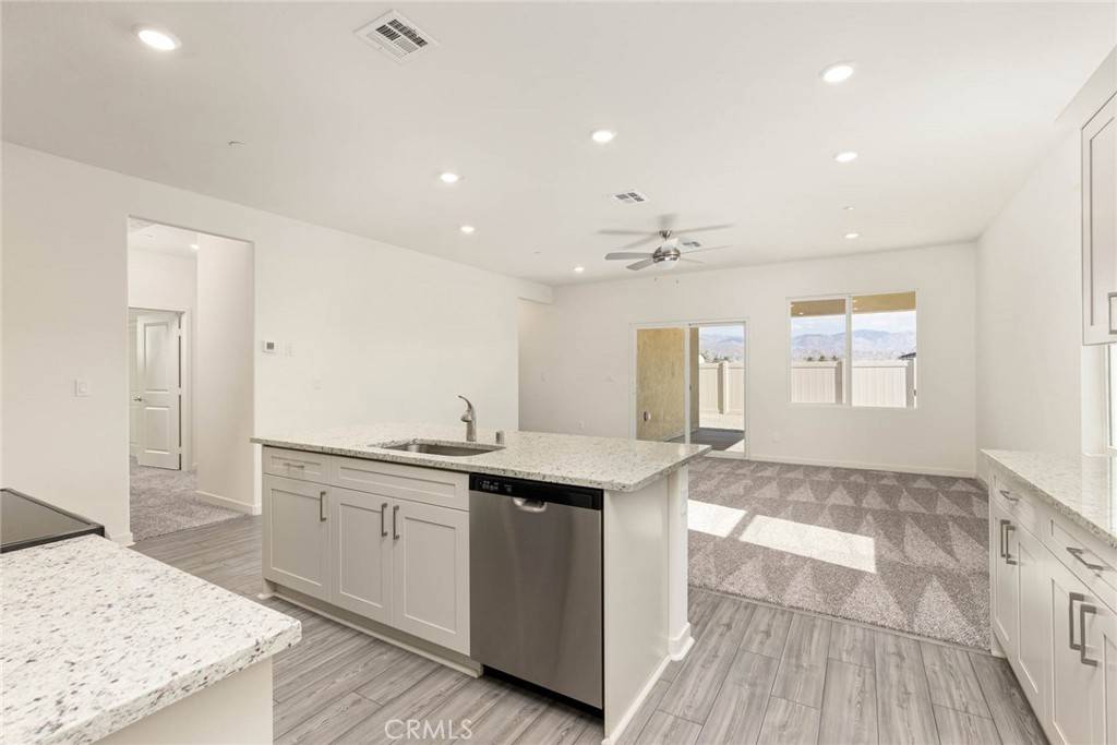 Indio, CA 92201,42489 Aruba CT