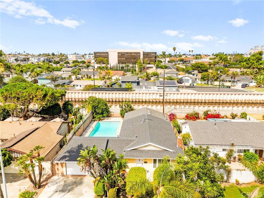 Huntington Beach, CA 92646,20401 Somerville LN