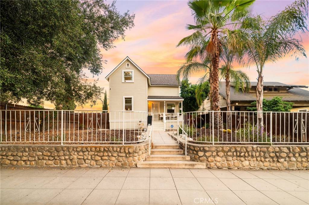 Redlands, CA 92374,818 E Colton AVE