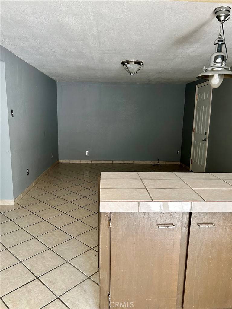 San Jacinto, CA 92583,308 N Wateka ST