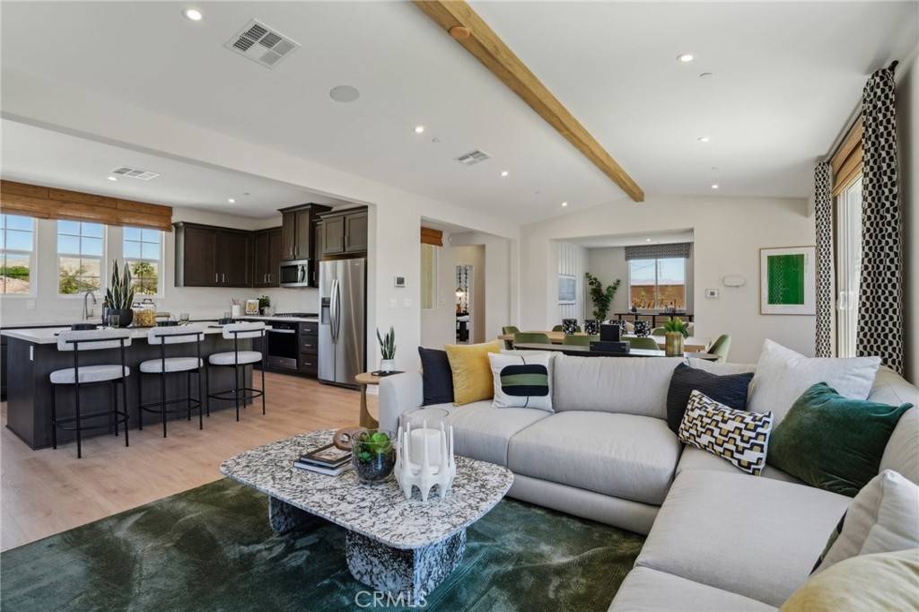 Cathedral City, CA 92234,137 Via Palermo