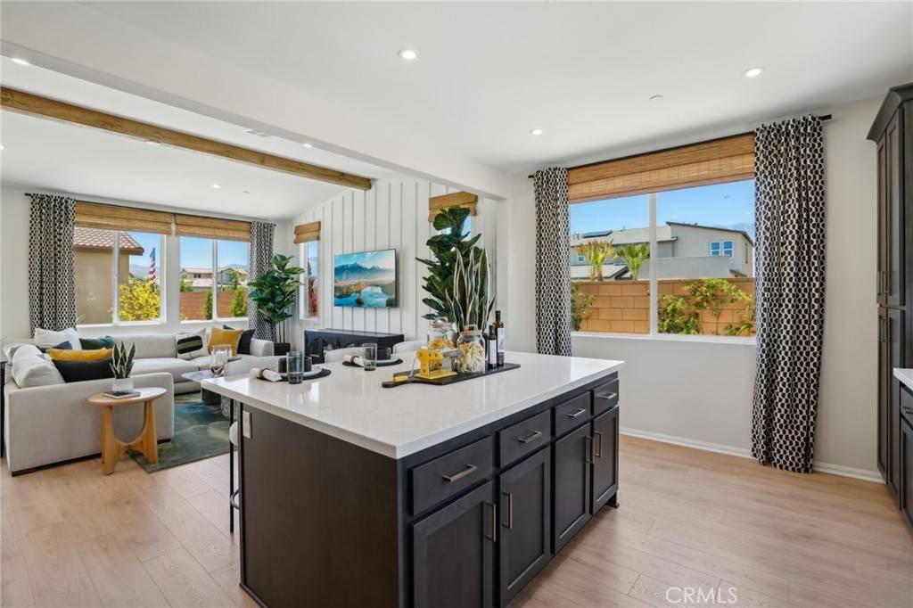 Cathedral City, CA 92234,137 Via Palermo