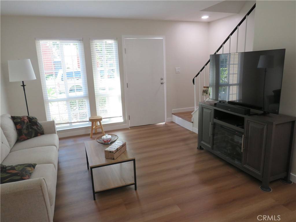 Anaheim, CA 92801,1757 W Greenleaf AVE