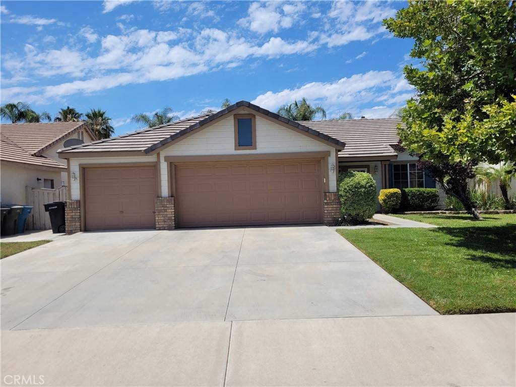 Lake Elsinore, CA 92530,18935 Applewood WAY