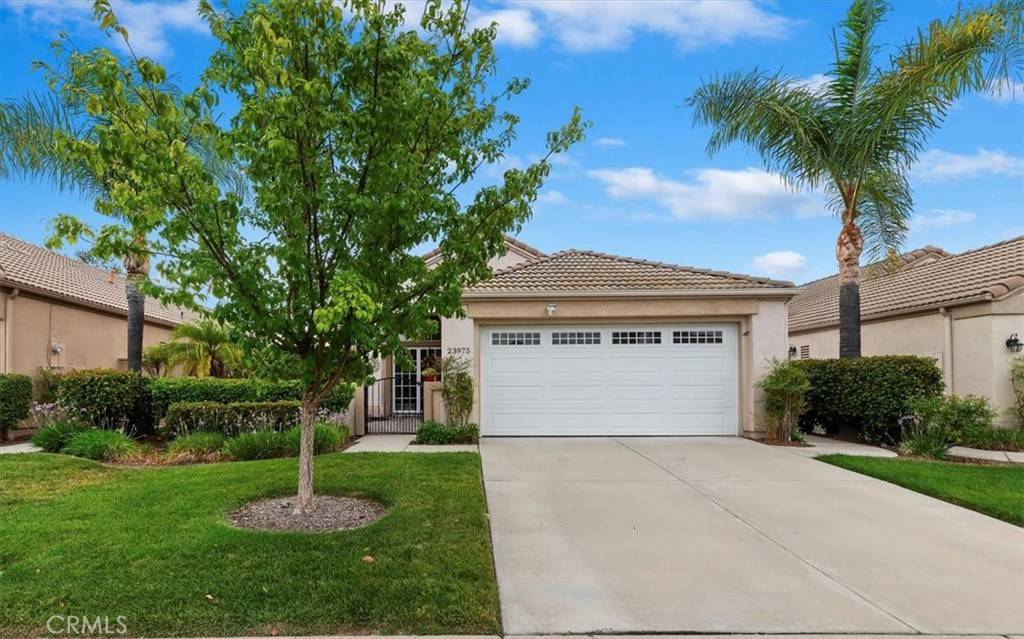 Murrieta, CA 92562,23975 Via Pamilla