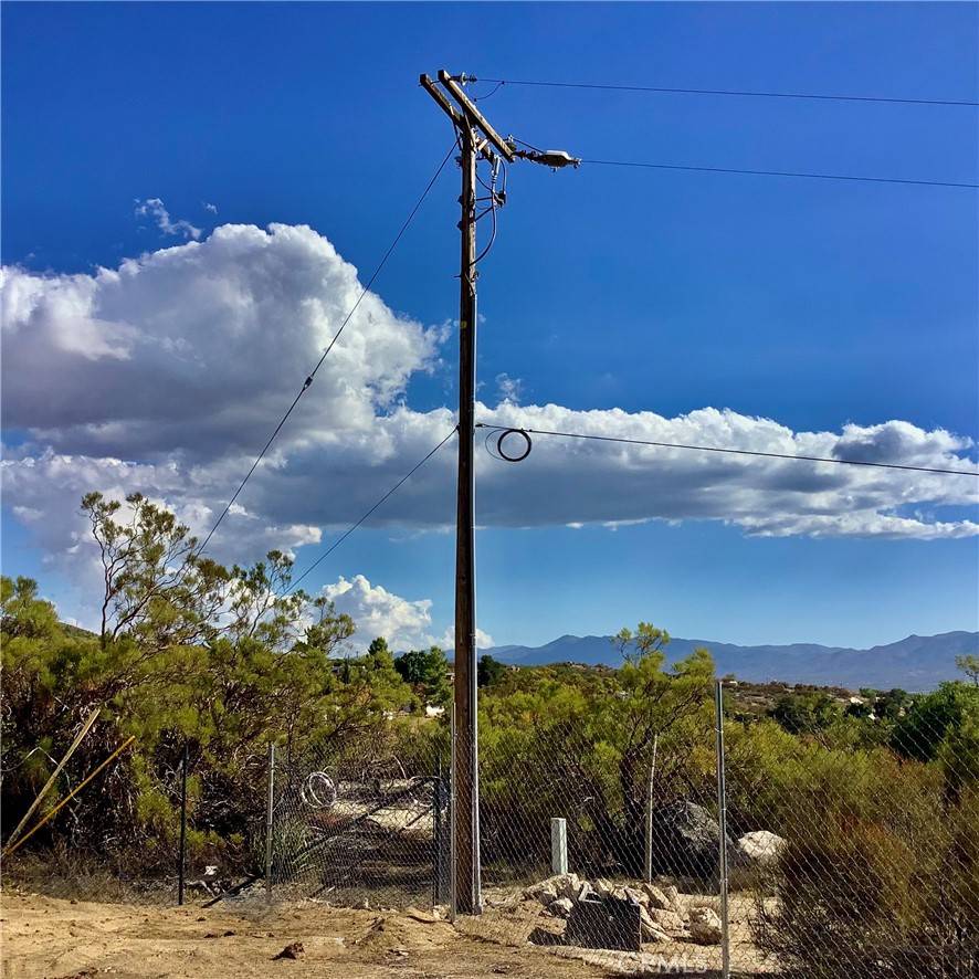 Anza, CA 92539,59039 Reynolds WAY