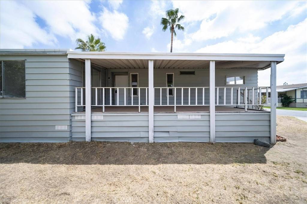 Fontana, CA 92335,17400 Valley BLVD #43