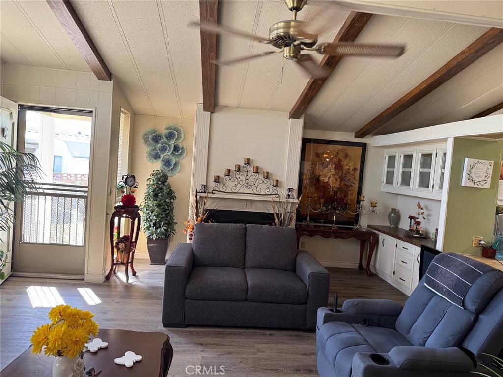 San Jacinto, CA 92582,209 Flora Vista