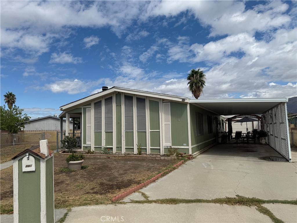 San Jacinto, CA 92582,209 Flora Vista