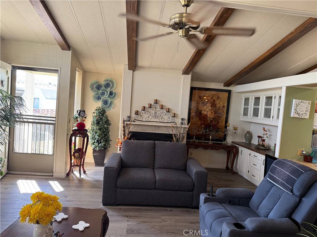 San Jacinto, CA 92582,209 Flora Vista