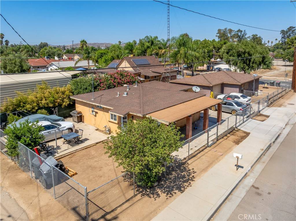 Perris, CA 92570,197 E 7th ST