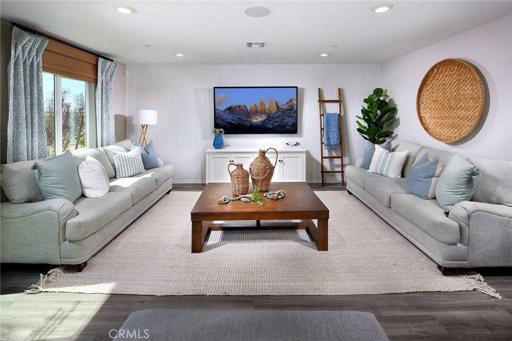 Adelanto, CA 92301,14958 Decarlo DR