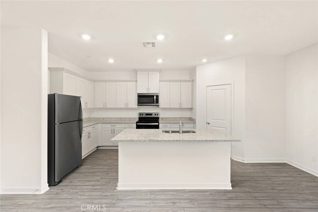 Indio, CA 92201,42476 Aruba CT