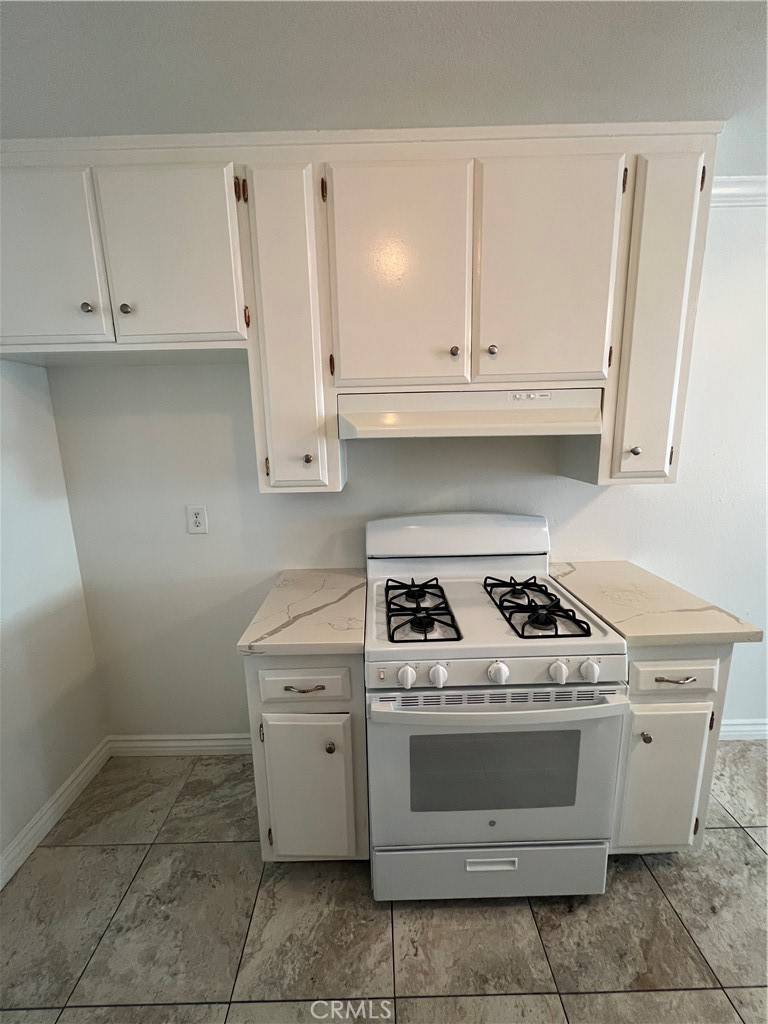 Lake Elsinore, CA 92530,150 E Lakeshore DR