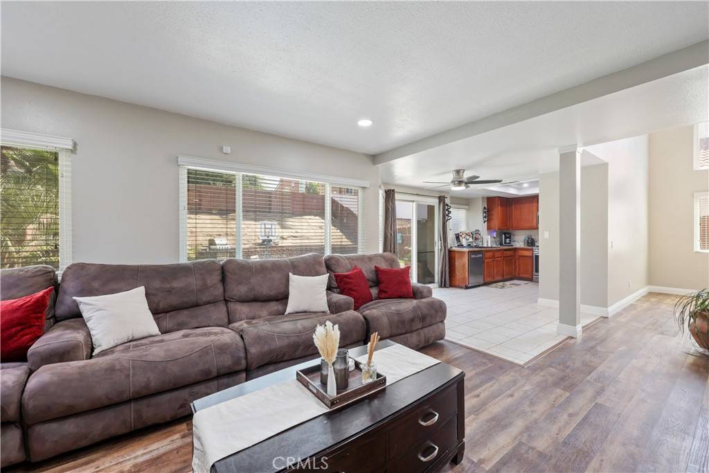 Redlands, CA 92374,10647 Jasper
