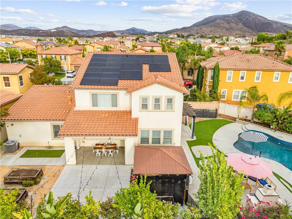 Winchester, CA 92596,35059 KNOLLVIEW COURT