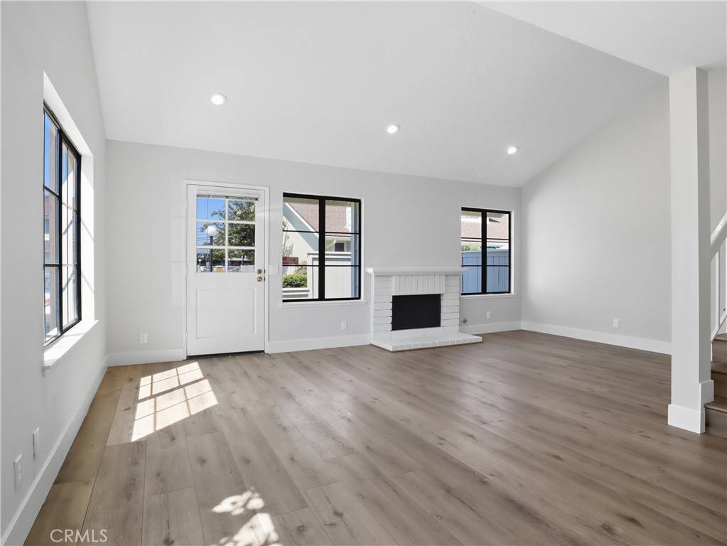 Anaheim, CA 92804,1700 W Cerritos AVE #216