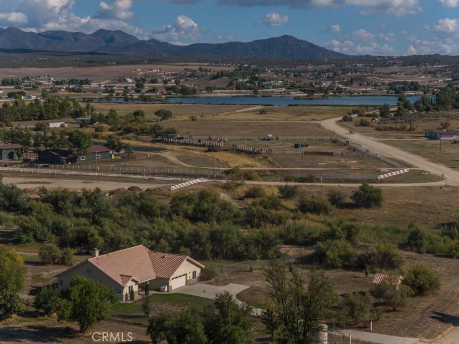 Aguanga, CA 92536,41060 Lakeshore BLVD