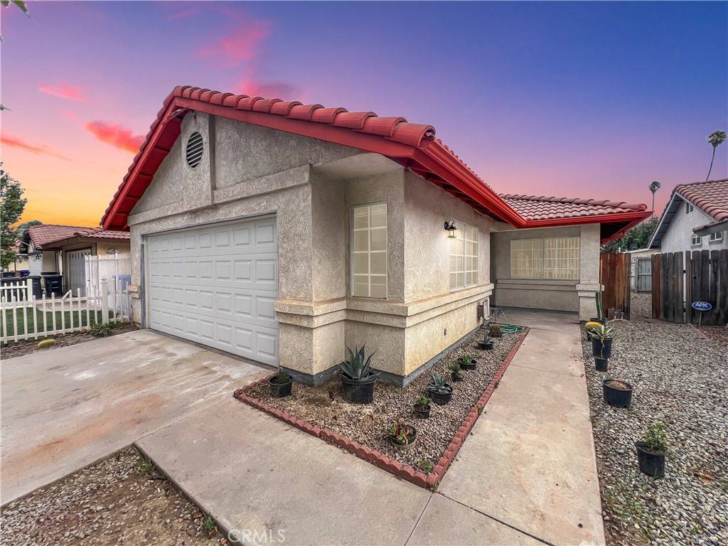 Hemet, CA 92543,881 Don Dr