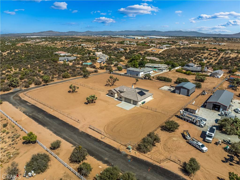 Oak Hills, CA 92344,7453 Daisy RD