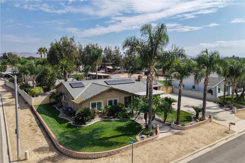 Jurupa Valley, CA 91752,11101 Gemini CT